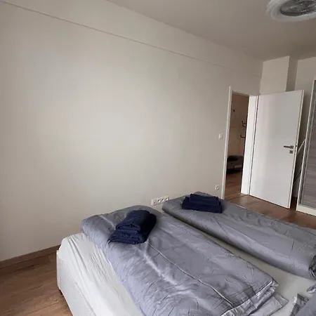 2 Apartment, Balcony, New Building, 301 Rovinka